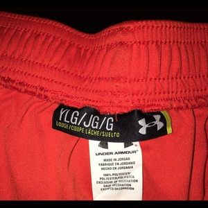 Under Armour Bottoms - Under Armour orange/ navy stripe shorts Under Armour Bottoms - Under Armour orange/ navy stripe shorts